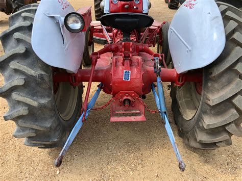 1952 FORD 8N FARM TRACTOR, - GAS ENGINE, 12.4-28 REAR TIRES