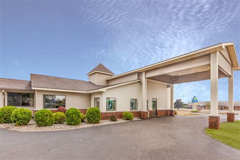 Days Inn by Wyndham Alpena | Alpena, MI Hotels