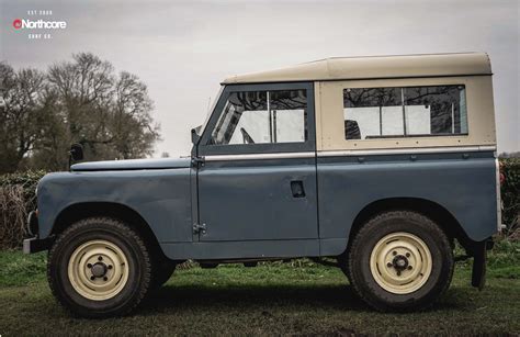 Vintage Land Rover spotted in #Victoria #Vintage #LandRover #Blue #Old #Classic # ...