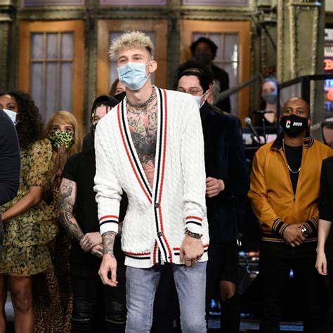 Watch Pete Davidson & Machine Gun Kelly Fall Off the SNL Stage - E ...