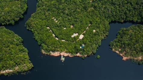 Peruvian Amazon River Cruise Lets Guests Branch Out in Luxurious Treehouse Lodging - 72117