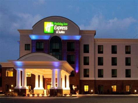 Holiday Inn Express Wilmington Hotel (Wilmington (OH)) - Deals, Photos ...