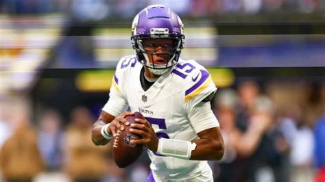 Joshua Dobbs led the Vikings to an improbable win in Week 9