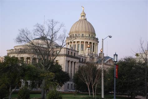 State Capitol Building - Visit Mississippi