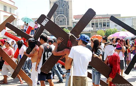 Philippines 2011: Good Friday in San Fernando, San Pedro Cutud Lenten Rites (crucifixion ...