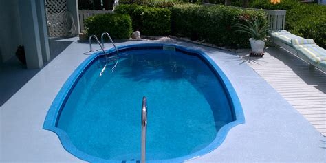 Ultimate Guide to Fiberglass Pool Resurfacing: Why and How