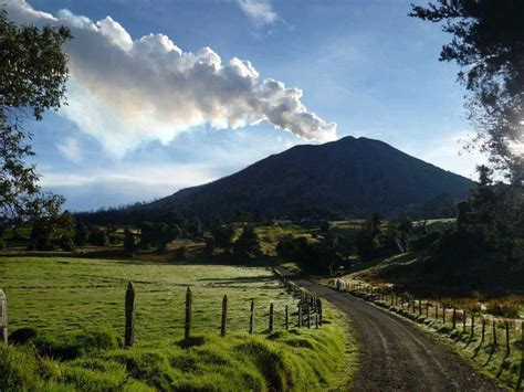 Meet the Impressive Turrialba Volcano | The Costa Rica News