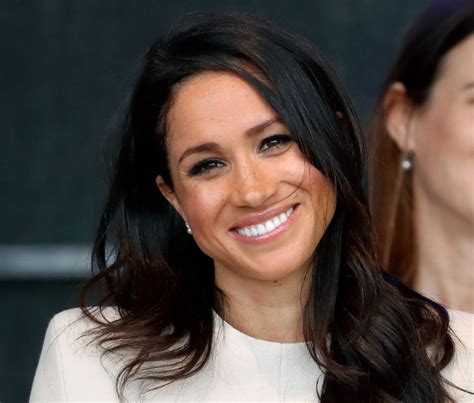 Meghan Markle Accused of Chasing 'Clout' and 'Hollywood Life,' But She's Already Had It All ...