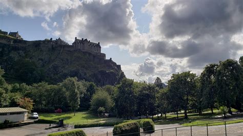 Edinburgh is incredible. : Scotland