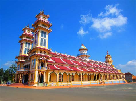 Du lịch Tây Ninh: 15 địa điểm du lịch độc đáo thu hút nhiều người - MOBO