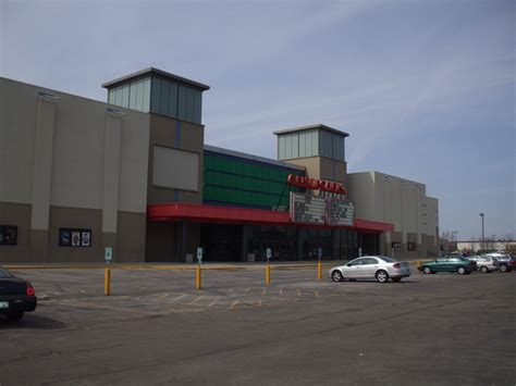 Cinemark Melrose Park in Melrose Park, IL - Cinema Treasures