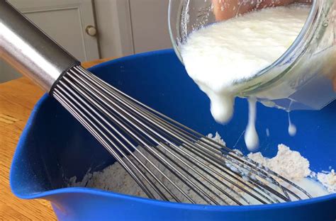 How to Make Sour Milk — An Easy Buttermilk Substitute