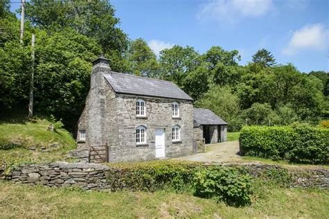 19 dog friendly cottages in Wales that you and your pooch will love - Wales Online