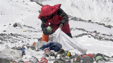 Nepal Enlists Mt. Everest Climbers to Clean Trash-Strewn Slopes - NBC News