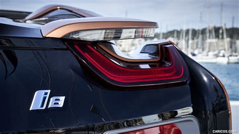 2019 BMW i8 Roadster | Tail Light