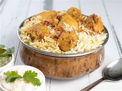 Layered Chicken Breyani | whatsfordinner