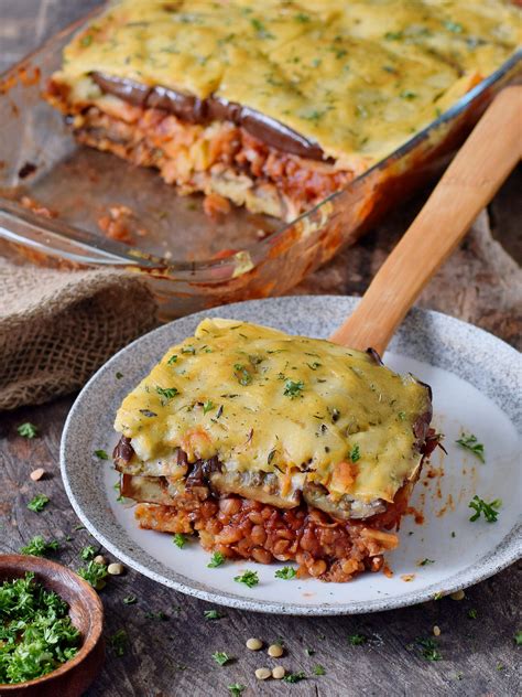 Vegan moussaka with lentils and eggplant! This popular Greek dish can ...