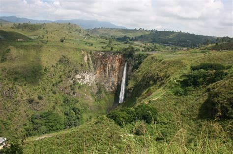 Tropical Rainforests of Sumatra - Indonesia Tourism