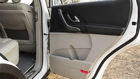 Mahindra XUV500 [2015-2018] Photo, Interior Image - CarWale