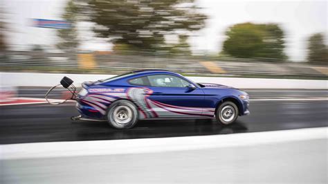 This Mustang drag-racer can do an eight-second quarter mile | Top Gear