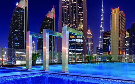 The Gevora Hotel - Tallest Hotel in Dubai - Akbar Travels Blog