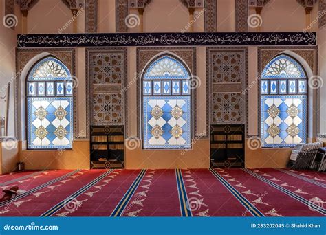 Mosque Interior Dubai editorial image. Image of arched - 283202045