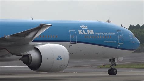 KLM Boeing 777-300ER PH-BVS Landing and Takeoff [NRT/RJAA] - YouTube