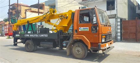Truck Lifts at Rs 300000/unit | Heavy Duty Truck Lift, ट्रक लिफ्ट - Clean & Green Equipments ...