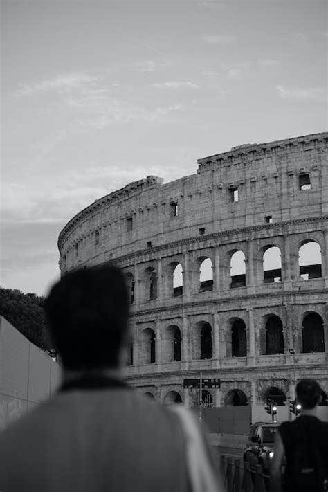 Colosseum in Black and White · Free Stock Photo