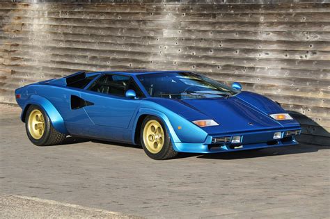 Lamborghini Countach LP400S US-Version specs, 0-60, quarter mile - FastestLaps.com