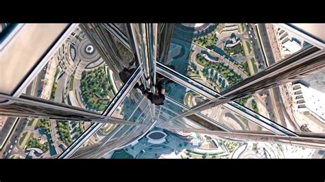 Tom Cruise in Mission: Impossible -- Ghost Protocol - Dubai Burj ...