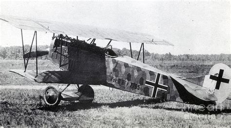 Wwi, German Fokker D Vii Fighter Plane Photograph by Photo Researchers