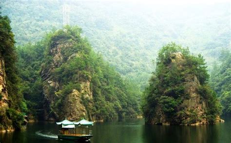 Hunan Travel Guide: Wulingyuan Scenic Area