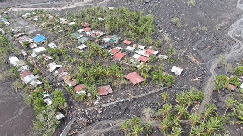 LOOK: Lahar from Mayon Volcano envelops homes in Albay in aftermath of ...