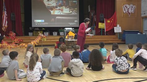 Maine students learning about China welcome Bangor Chinese School | newscentermaine.com