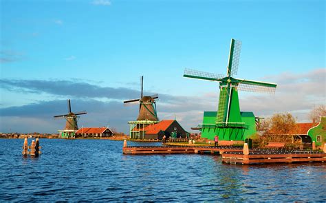 Zaanse Schans Windmills | Best Zaanse Schans Tours From Amsterdam