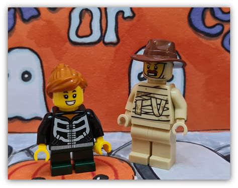 LEGO Halloween Minifigures: Let's Get Spooky!