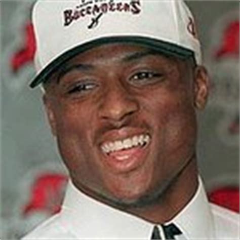 Warrick Dunn: Charity Work & Causes - Look to the Stars