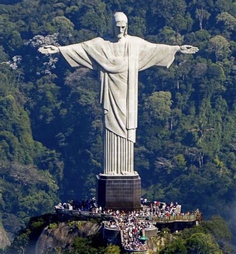 Pin by Kris Vance on Christ the Redeemer | Christ the redeemer, Christ ...