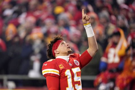 Patrick Mahomes wins second MVP award ahead of Super Bowl - The Globe and Mail