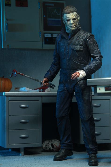 NECA Halloween Kills (2021) Ultimate Michael Myers Action Figure