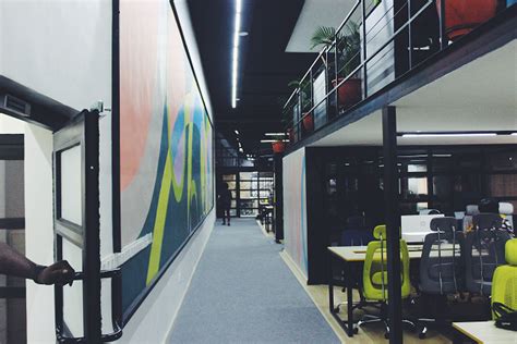 4 Critical Ways To Design Workplace Digital Signage