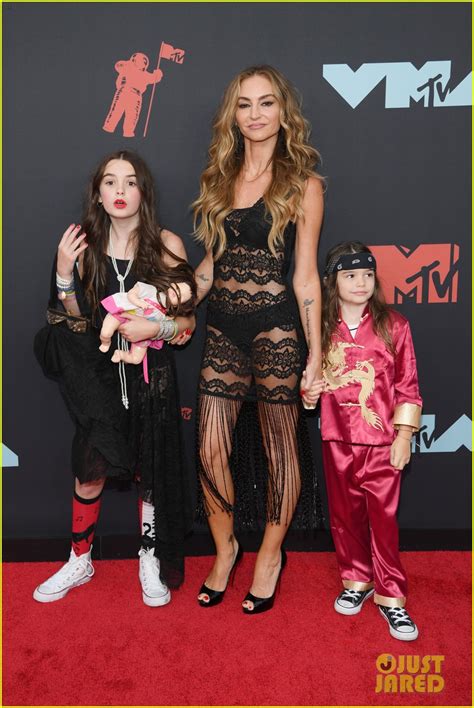 'The Sopranos' Cast Has Reunion at MTV VMAs 2019!: Photo 4340949 | Jamie Lynn Sigler Photos ...