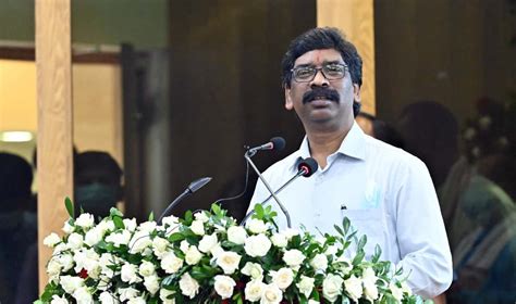 Hemant Soren unveils draft EV policy in Delhi | Fortune India