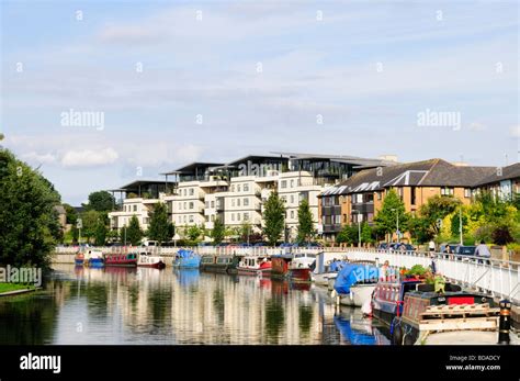 Houseboats and apartments along Riverside by the River Cam, Cambridge England UK Stock Photo - Alamy