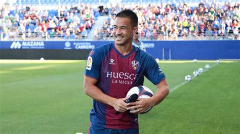 Huesca: Okazaki: la presentación más multitudinaria de la historia en Huesca | Marca.com