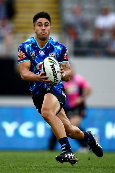 Shaun Johnson Pictures - NRL Rd 2 - Warriors v Dragons - Zimbio