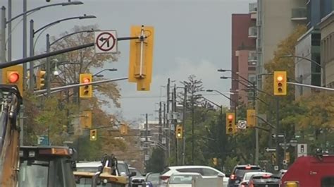 Traffic light synchronization should ease London traffic jams | CTV News