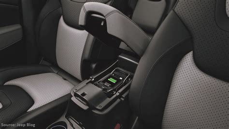 Jeep wireless charging - Aircharge