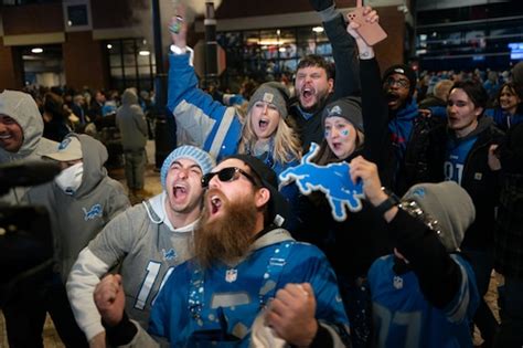 See 25 epic photos as Lions top Bucs in home playoff win - mlive.com